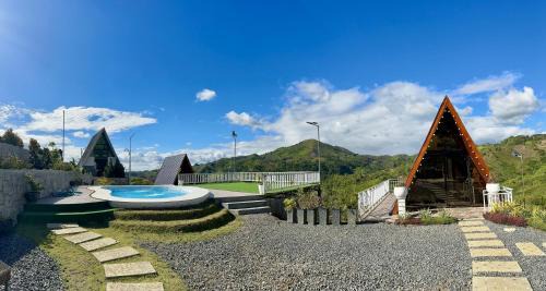 Arakan Cabin | Remedios and Beverly Hills at Marilog, Buda