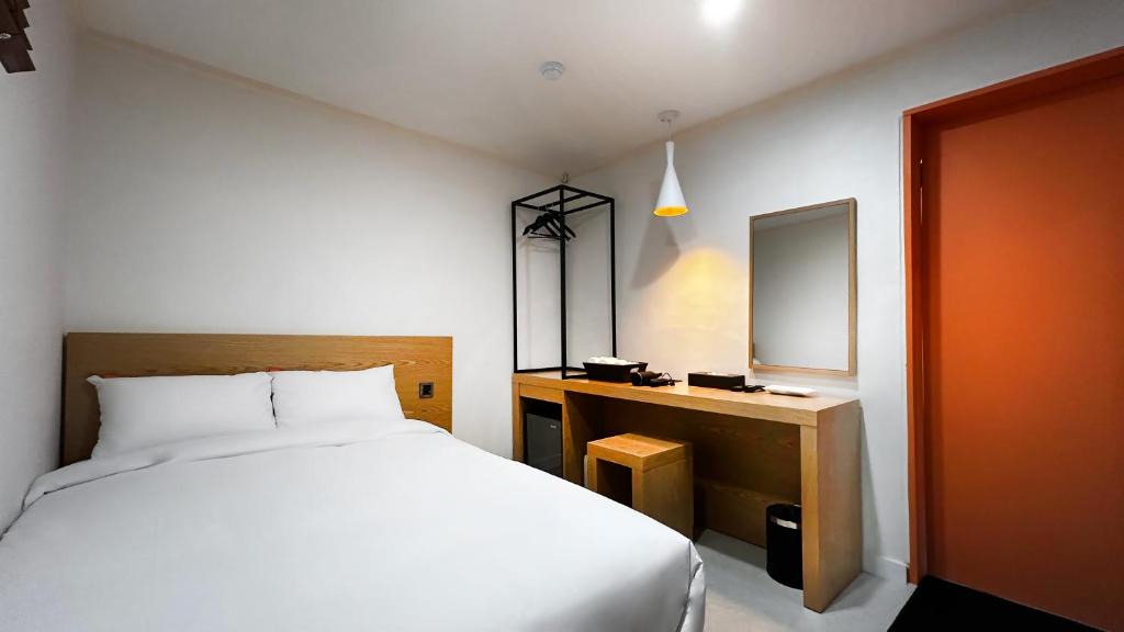 Sangbong-dong Hotel | Restia Stay