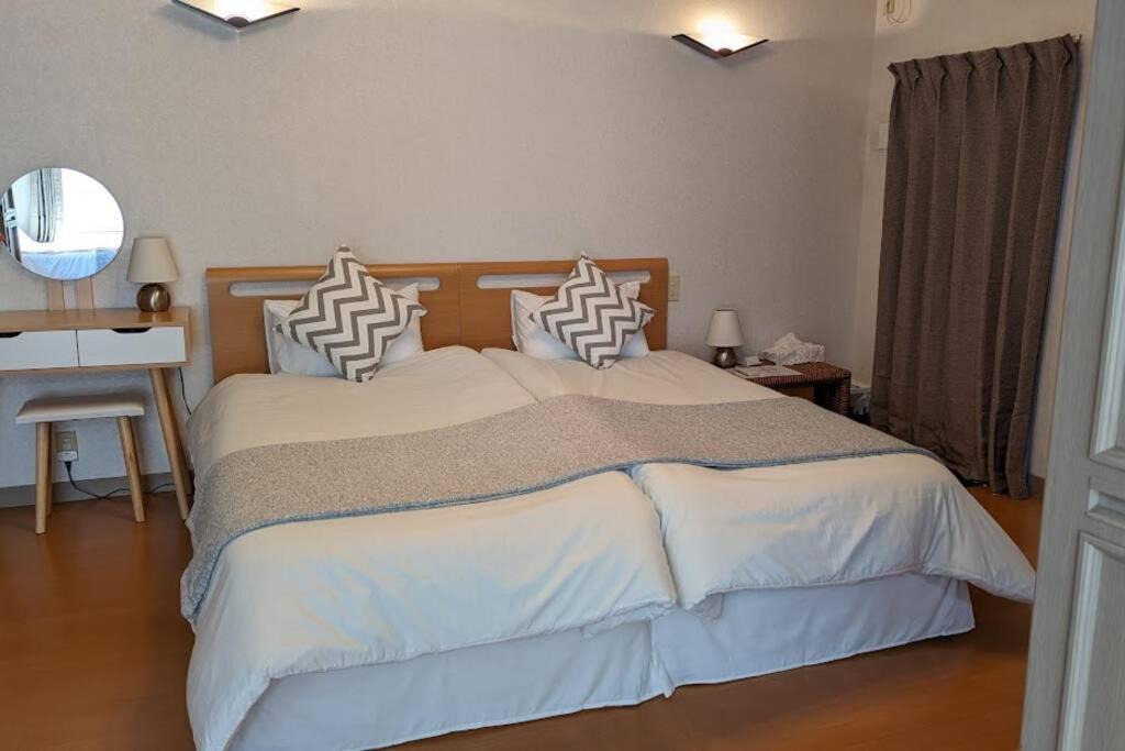 Shin-Osaka House | Roomy 4BR Home Sleeps 9／ShinOsaka／Large Groups