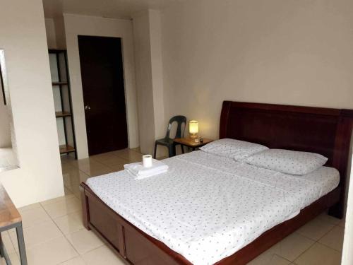 Daanbantayan Hotel | S and T Tourist Inn