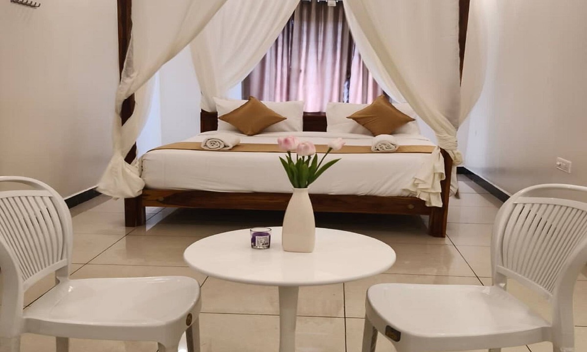 Kuilapalayam Hotel | Sai RBM Grand Inn
