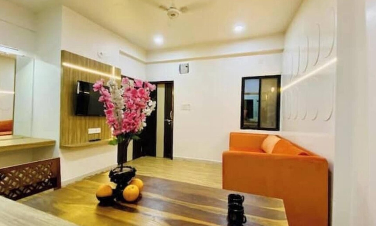 Ujjain Apartment | Saifuddin & Sons Modern Heaven