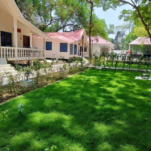 Bolpur Resort | SANTINIKETAN RETREAT, Bolpur