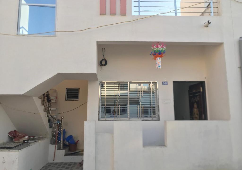 Rajpipla Apartment | SARDAR HOME STAY