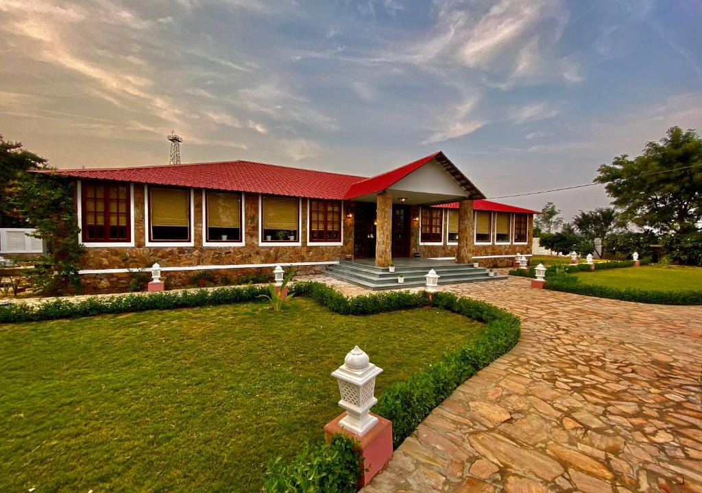 Thana Gazi Hotel | Sariska Safari Lodge