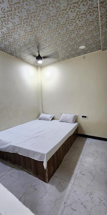 Ujjain House | Sarvagya Drive Inn