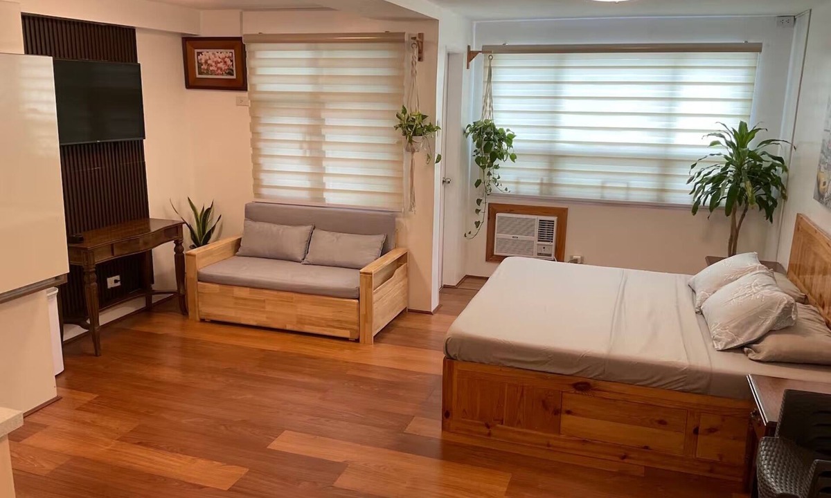 Sasa Condo | Seawind 35 sqm Studio Condo Unit w/Balcony