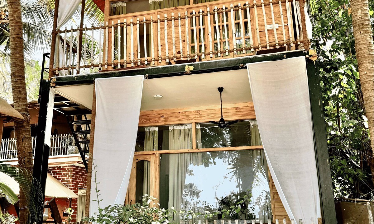 Agonda House | Secret Garden - Premium Hut #3
