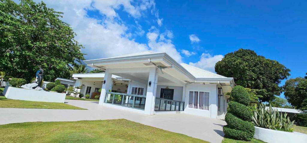 Palompon Resort | Sergi's Resort and Hotel