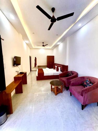 Varanasi House | Shiva Kashi Inn