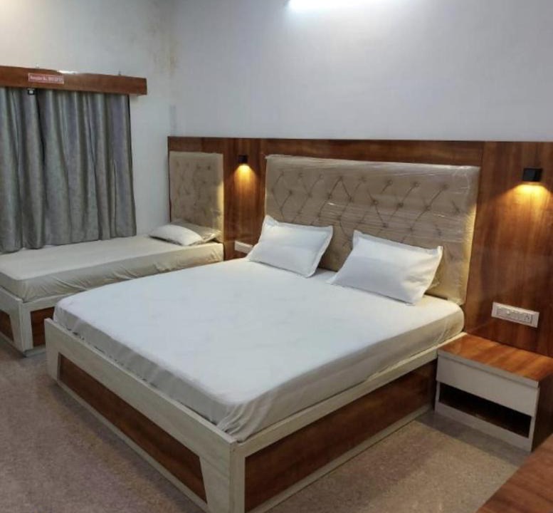Wasda Hotel | SHREE ATITHI HIGHWAY HOTEL