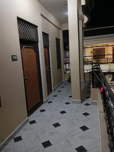 Jhusi House | Shri Hari Sadan