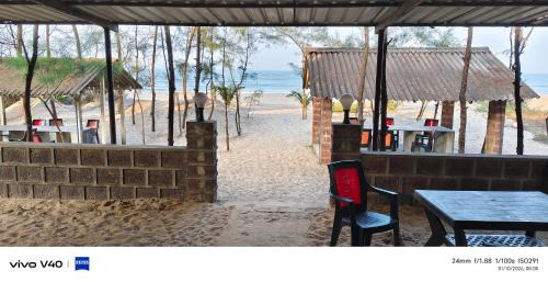 Malvan Bed & Breakfast | Silver sand beach resort