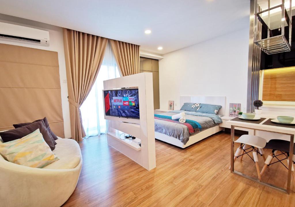 Seri Kembangan Apartment | Simfoni Balakong Internet & Netflix Designer Studio