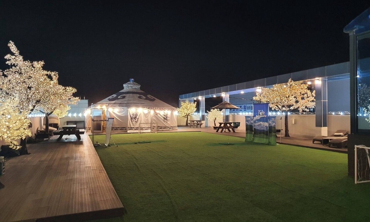 Yangju Hotel | Sky Castle