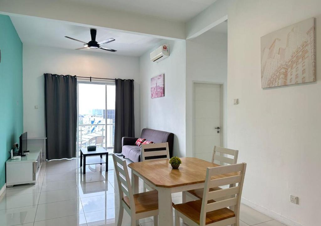 Bandar Puchong Jaya Apartment | Skypod Puchong 7pax Nearby IOI Mall