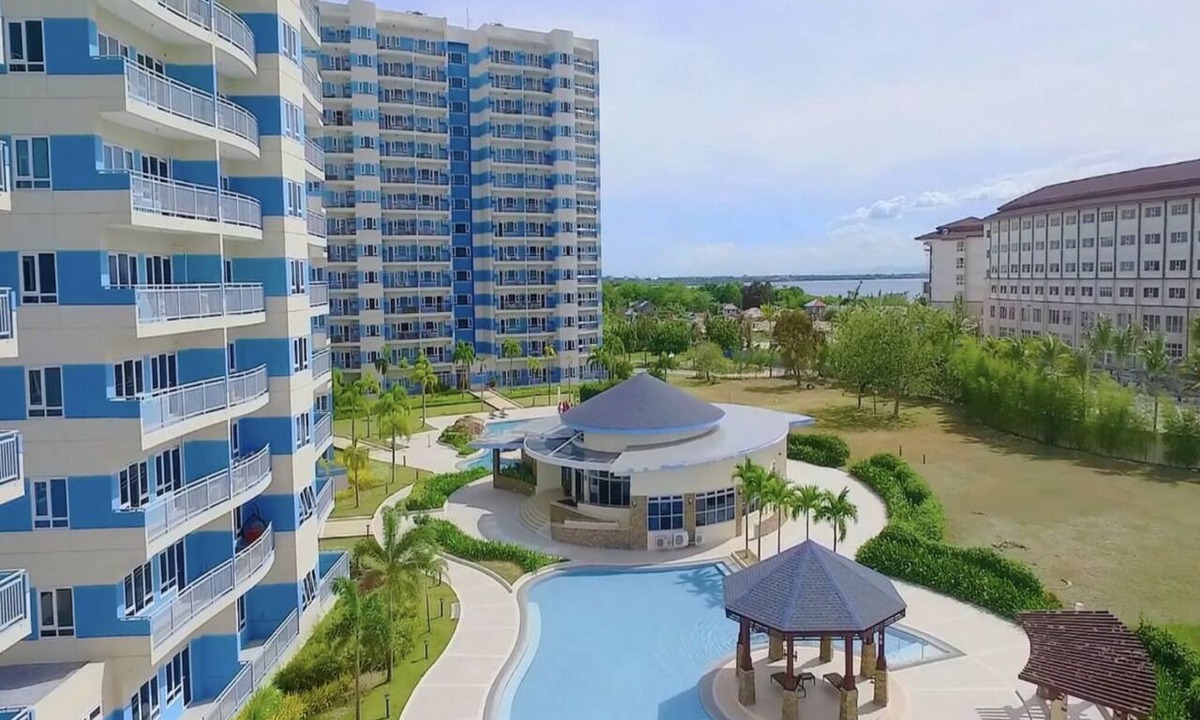 Punta Engano Condo | Spacious Studio Unit With Balcony and Seaview