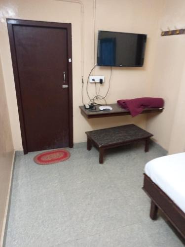 Rajapalayam Hotel | Sri ambika lodge