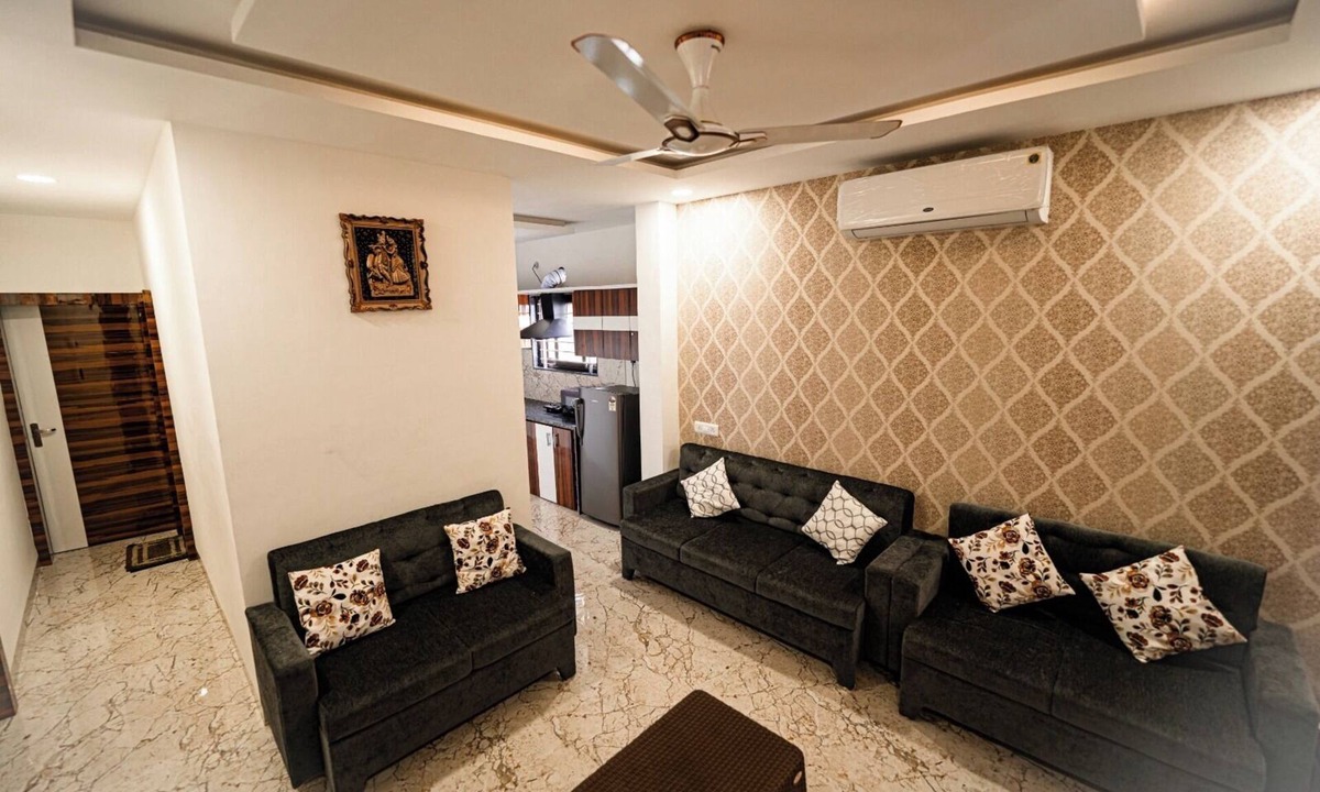 Indore Apartment | Staeg Cozy Penthouse 2bhk