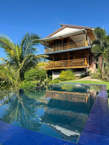 Davao House | Starr in the Skye Vacation House