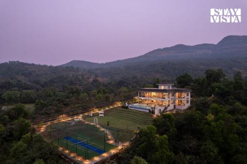 Vagheshwar Villa | StayVista at Meluha at Pawna with BBQ and Bonfire