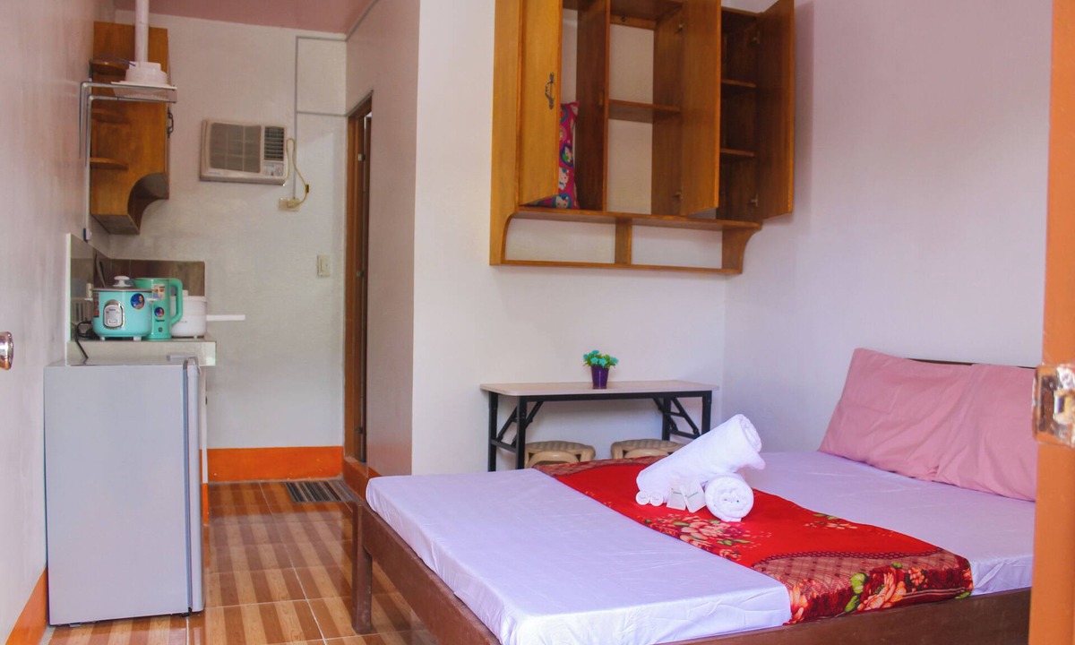 Tawala Apartment | Studio Apartment in charming Panglao with WiFi, AC