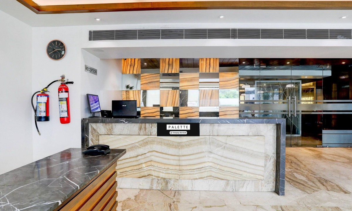 Ahmedabad City Centre House | Stylish & Modern Stays at Palette River Front