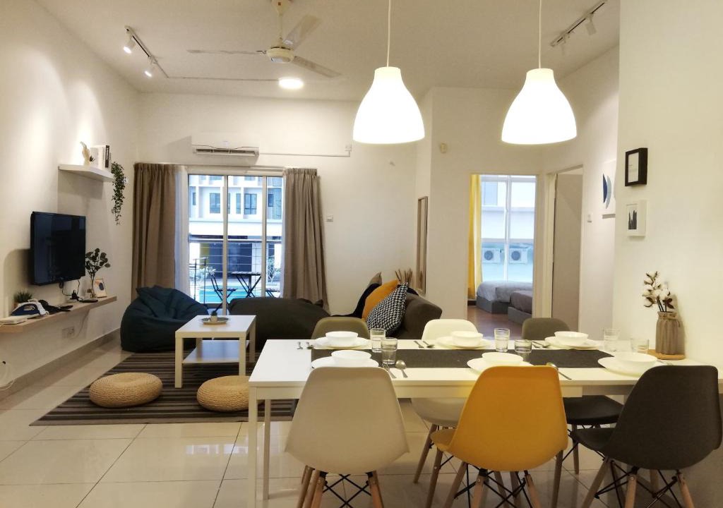 Usj 1 Apartment | Subang City Residence, 8-9 pax with Balcony, Walking Distance to Summit, 5min to Sunway