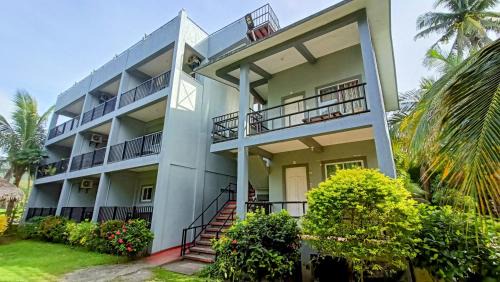 Santa Magdalena Hotel | Suki Beach Resort "3-3" Family Aircon Room