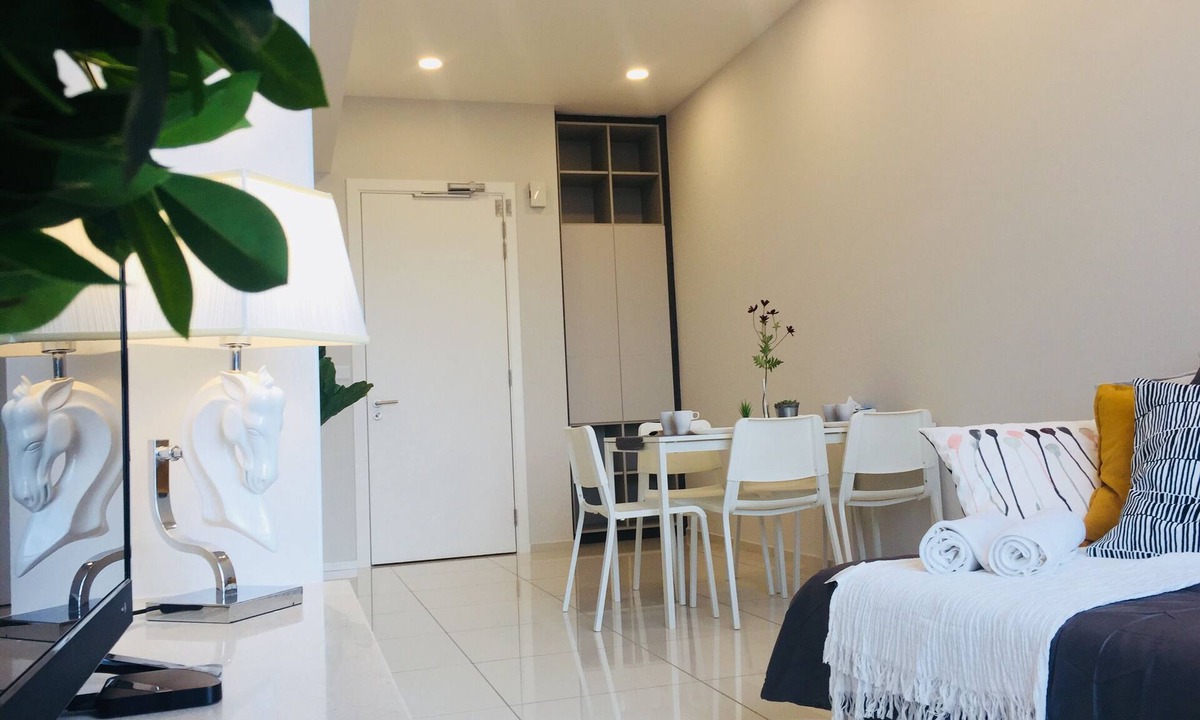 City Centre Apartment | Superb Room 500mMRT KLCC Pavillion Bukit Bintang