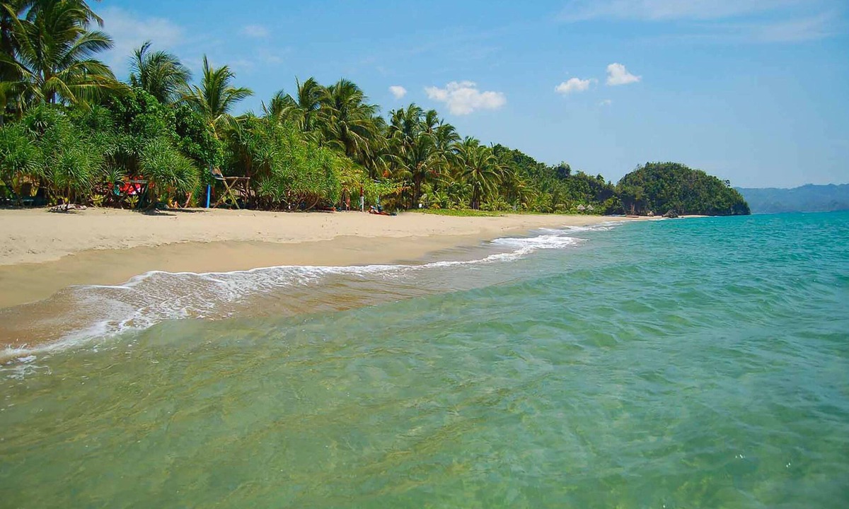 Sipalay Hotel | Takatuka Beach Resort