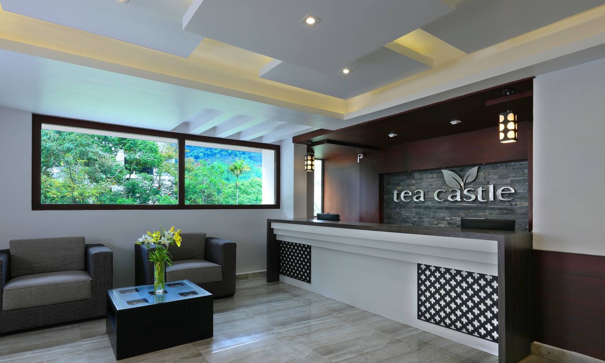 Chithirapuram Hotel | Tea Castle Munnar