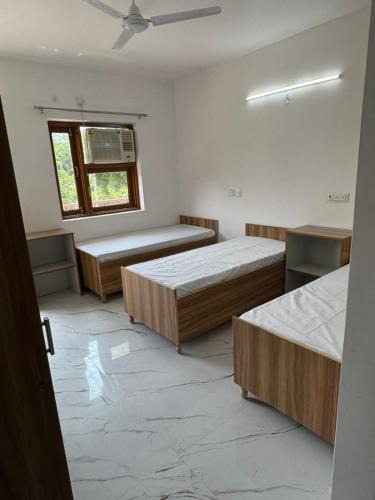 Greater Noida Hostel | TGH Expo Mart