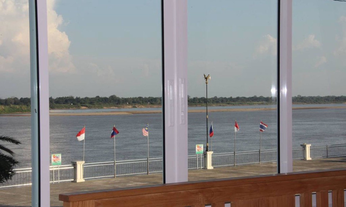 That Phanom Hotel | Thatphanom River View Hotel