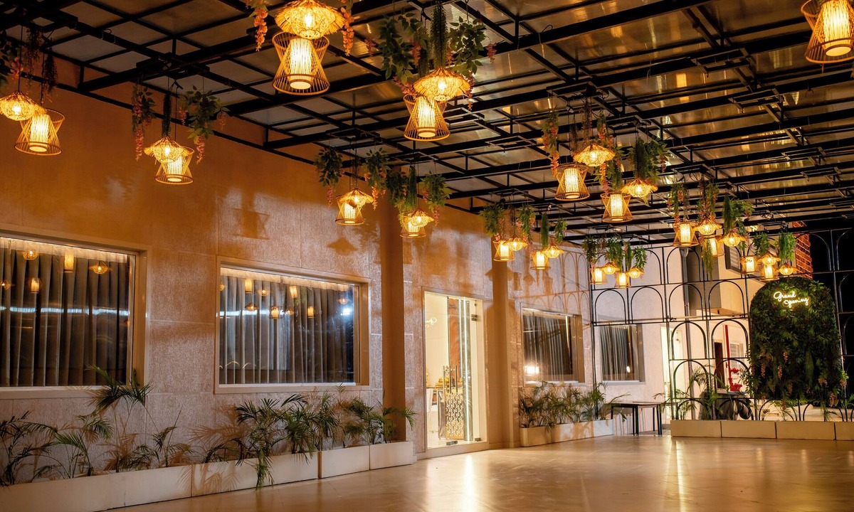 Satna Resort | The 7th Heaven Resort
