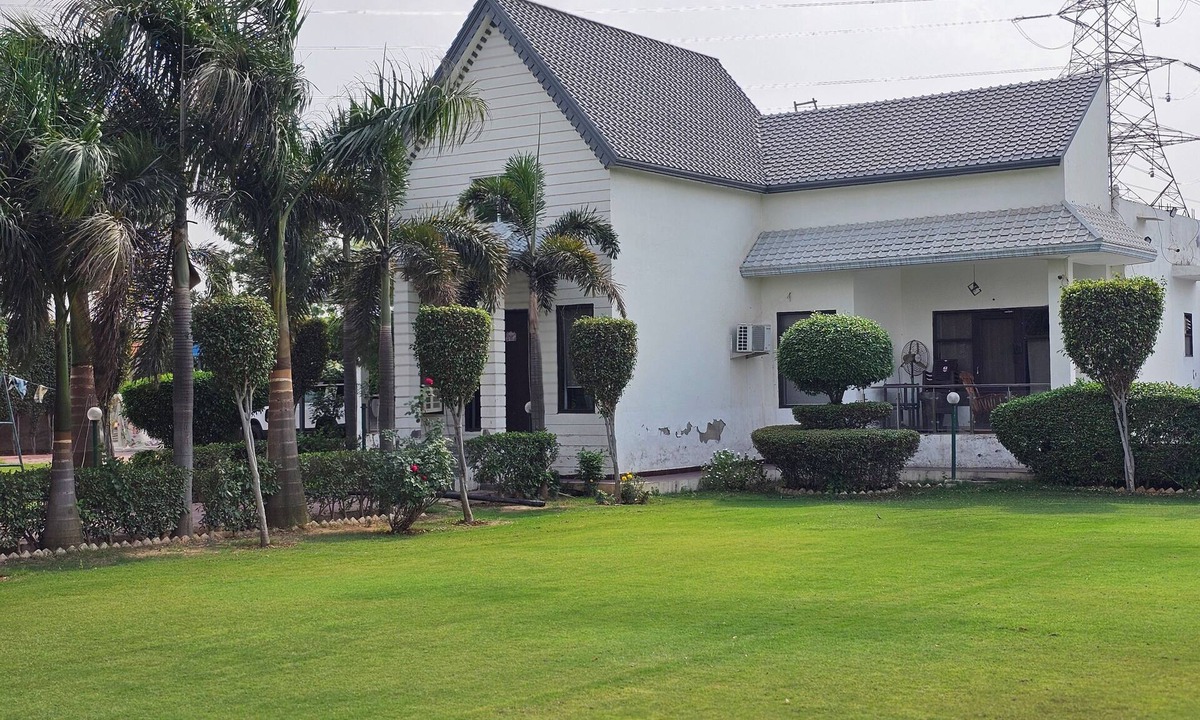 Gurugram Villa | The Grace INN Farm