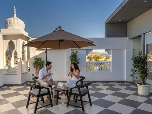Amer Fort Road Hostel | The Hosteller Bam Jaipur, Hawa Mahal