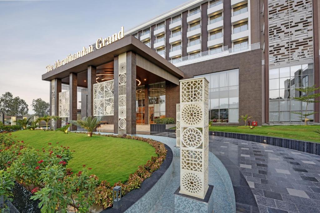 Nathdwara Hotel | The Marutinandan Grand, Nathdwara