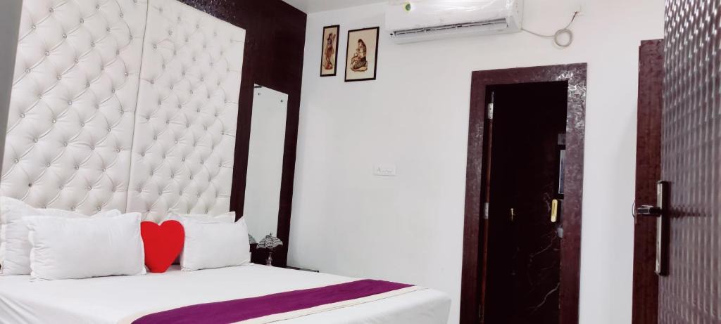 Muzaffarpur Resort | The Monarch garden ressort
