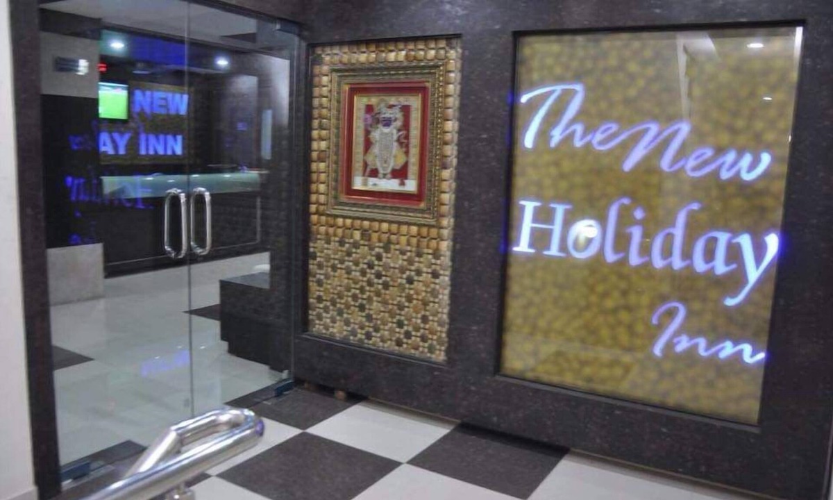 Mahesana Hotel | The New Holiday Inn