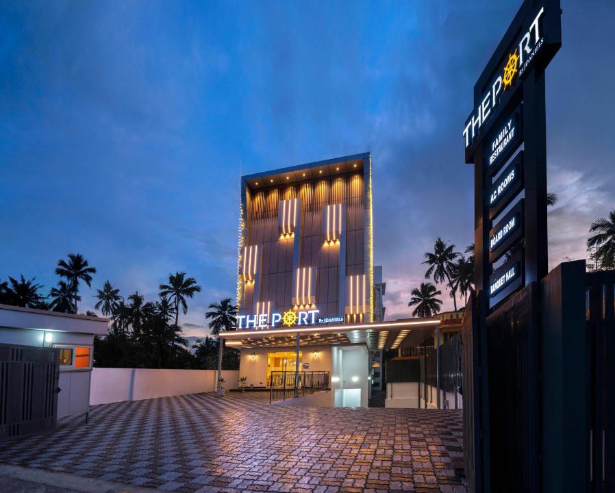Neyyattinkara Hotel | THE PORT BY JDANIELS
