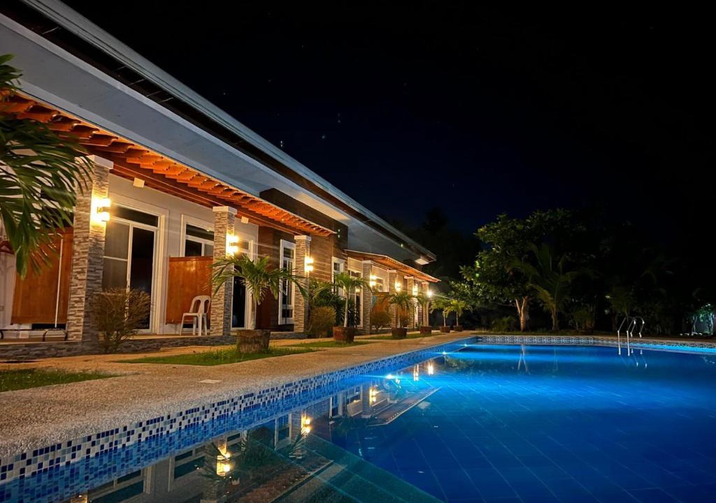Looc Apartment | The Retreat
