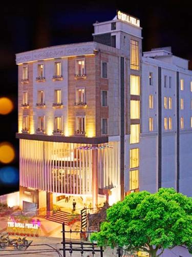 Muzaffarpur Hotel | The Royal Phular Hotel, Muzaffarpur