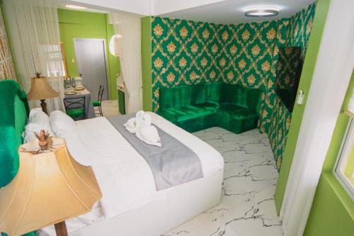 Olongapo Hotel | The Stackey Hotel