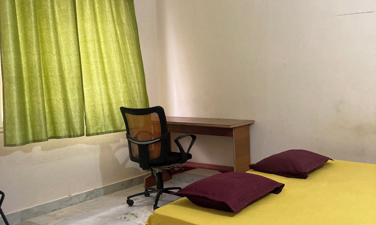 Hyderabad Apartment | Three bed room apartment near KBR park Banjarahills road number 12