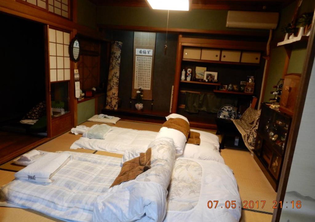 Hirakata House | Traditional Japanese House with beautiful garden