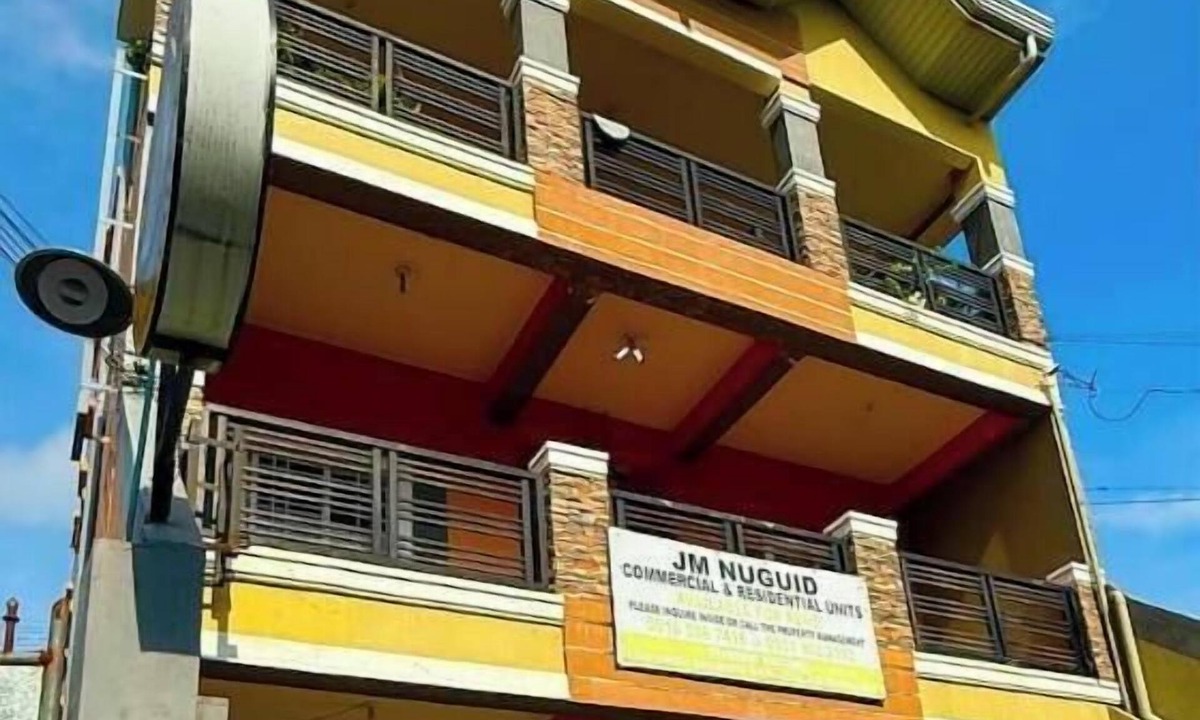Gerona Apartment | Transient Studios near Isdaan