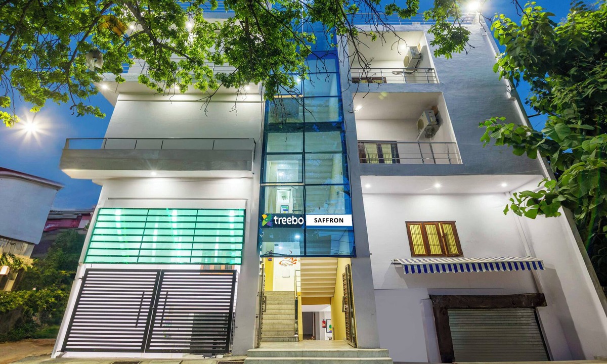Phulpur Hotel | Treebo Saffron