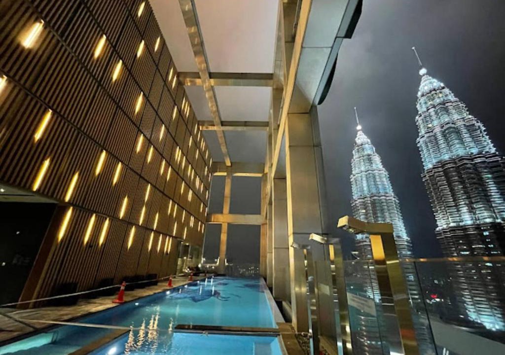 Kuala Lumpur City Centre Apartment | Tropicana The Residence KLCC By Rainbow Suites