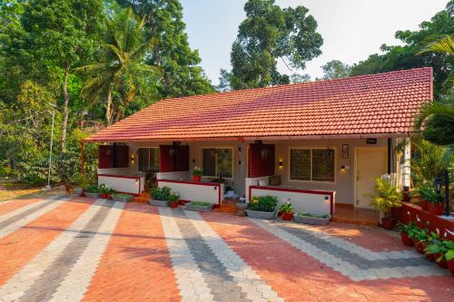 Virarajendrapet House | Twisted Tree Suite 1-Room With Sit Out & Shared Pool